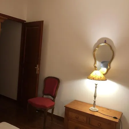 Casa Isabel Dias Hem